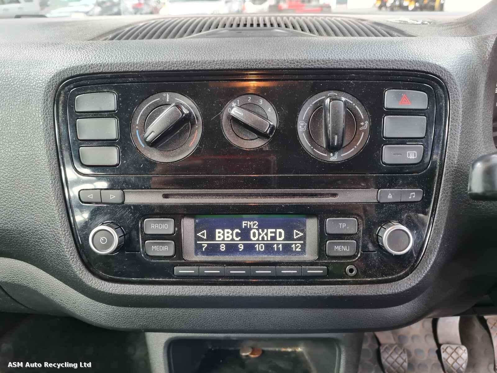 View Auto part Volkswagen Up 2013 3 Door Hatchback Breaking