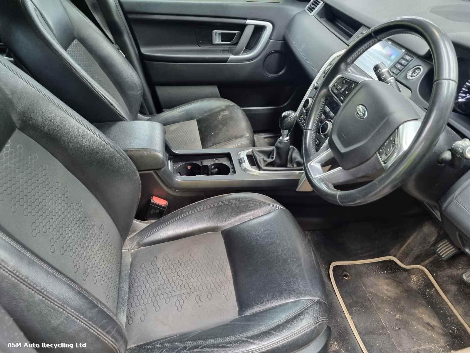 Land Rover Discovery Sport 2016 5 Door Estate Breaking View Auto part Land Rover Discovery Sport 2016 5 Door Estate Breaking