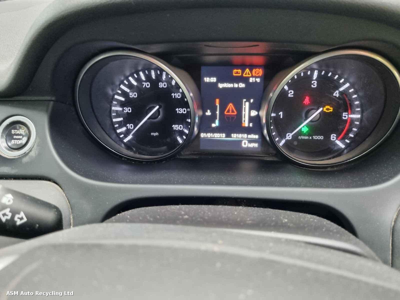 Land Rover Discovery Sport 2016 5 Door Estate Breaking View Auto part Land Rover Discovery Sport 2016 5 Door Estate Breaking