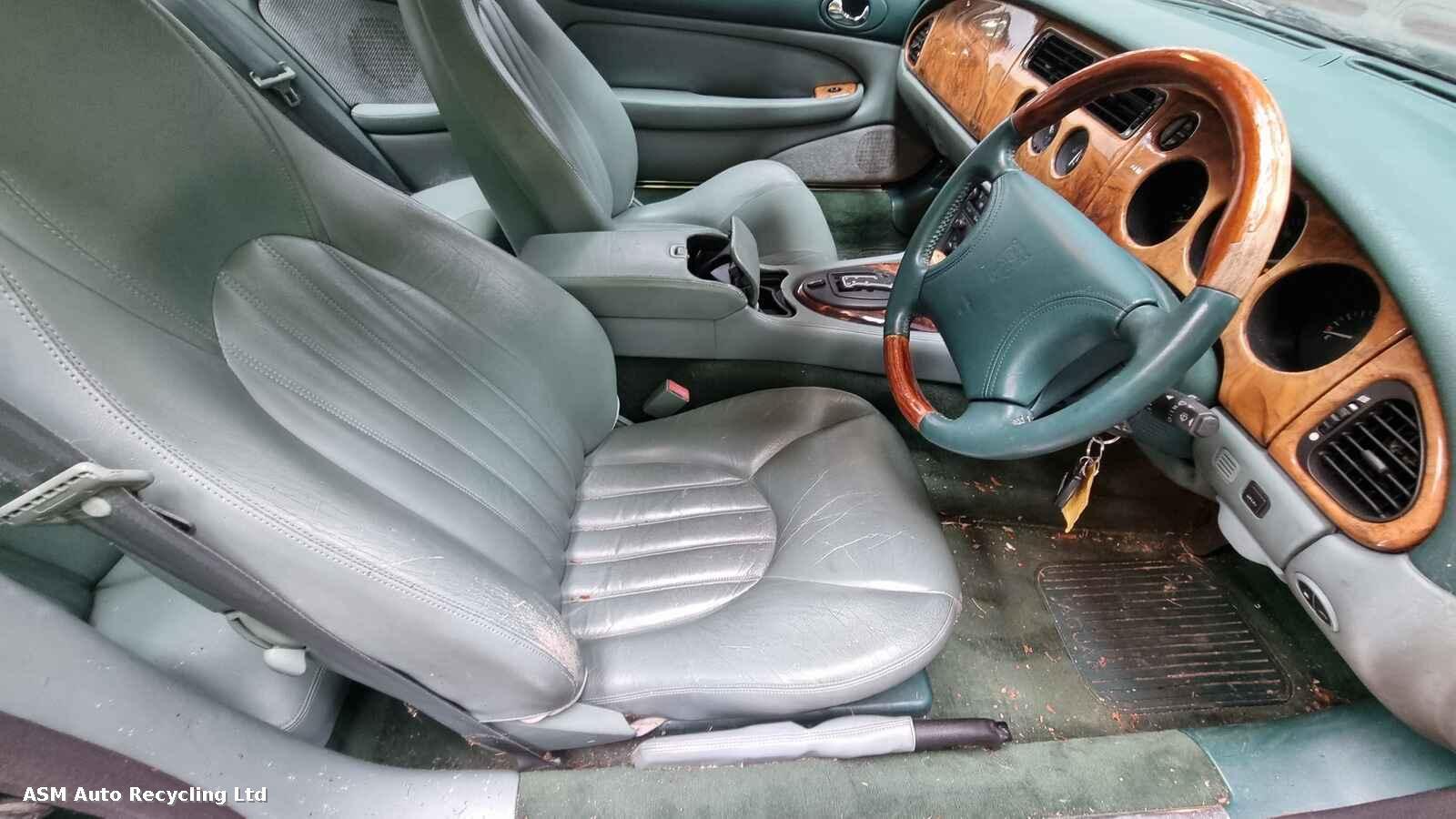 Jaguar Xk8 1996 2 Door Coupe Breaking View Auto part Jaguar Xk8 1996 2 Door Coupe Breaking