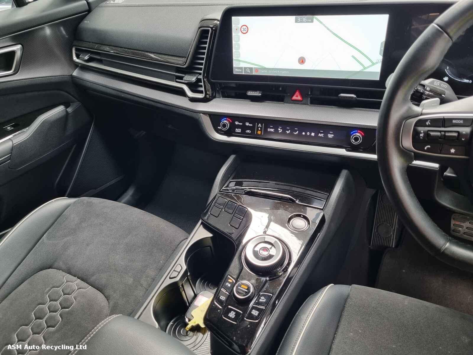 View Auto part Kia Sportage 2022 5 Door Estate Breaking