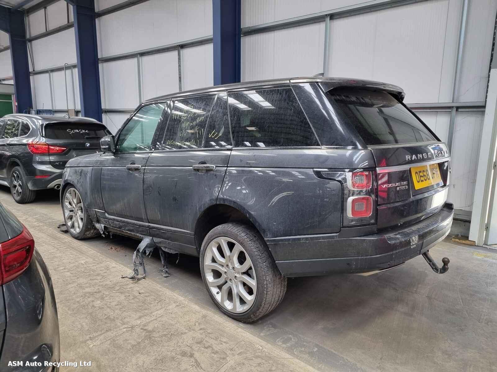 Land Rover Range Rover 2018 5 Door Estate Breaking View Auto part Land Rover Range Rover 2018 5 Door Estate Breaking