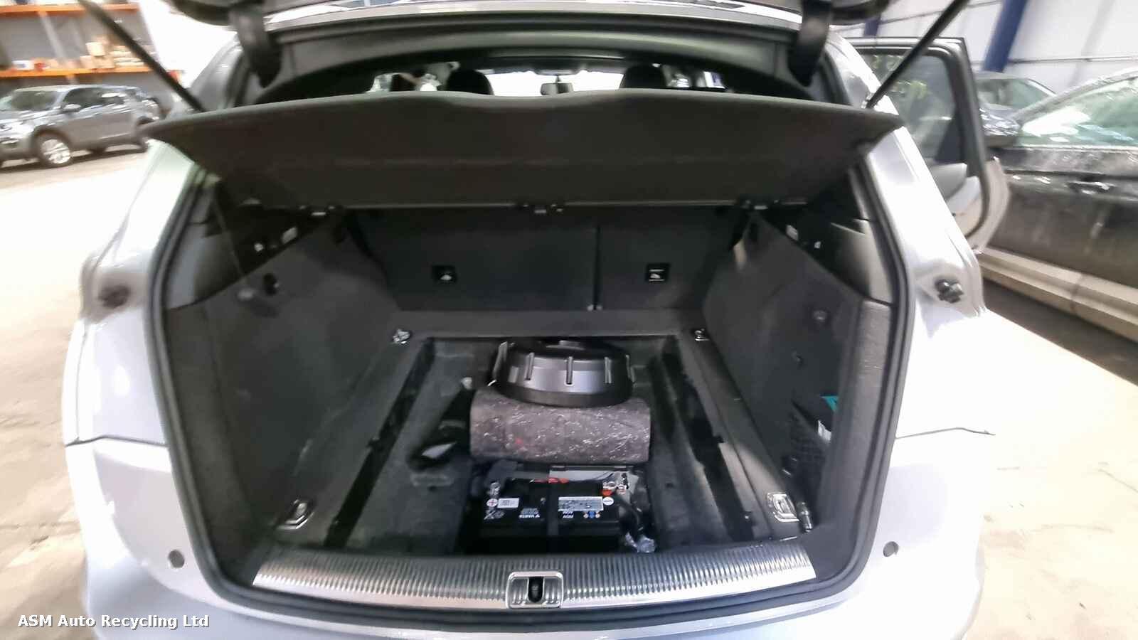 View Auto part Audi Q5 2016 5 Door Estate Breaking