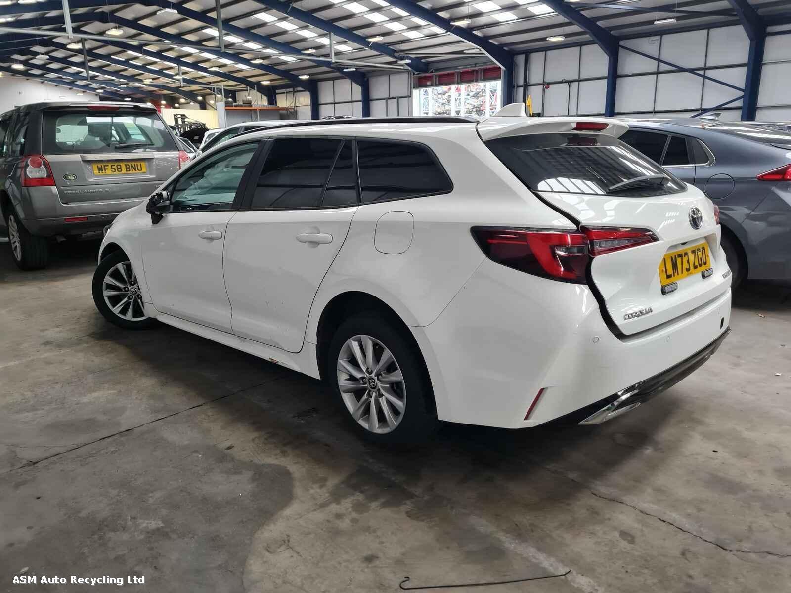 View Auto part Toyota Corolla 2023 5 Door Estate Breaking