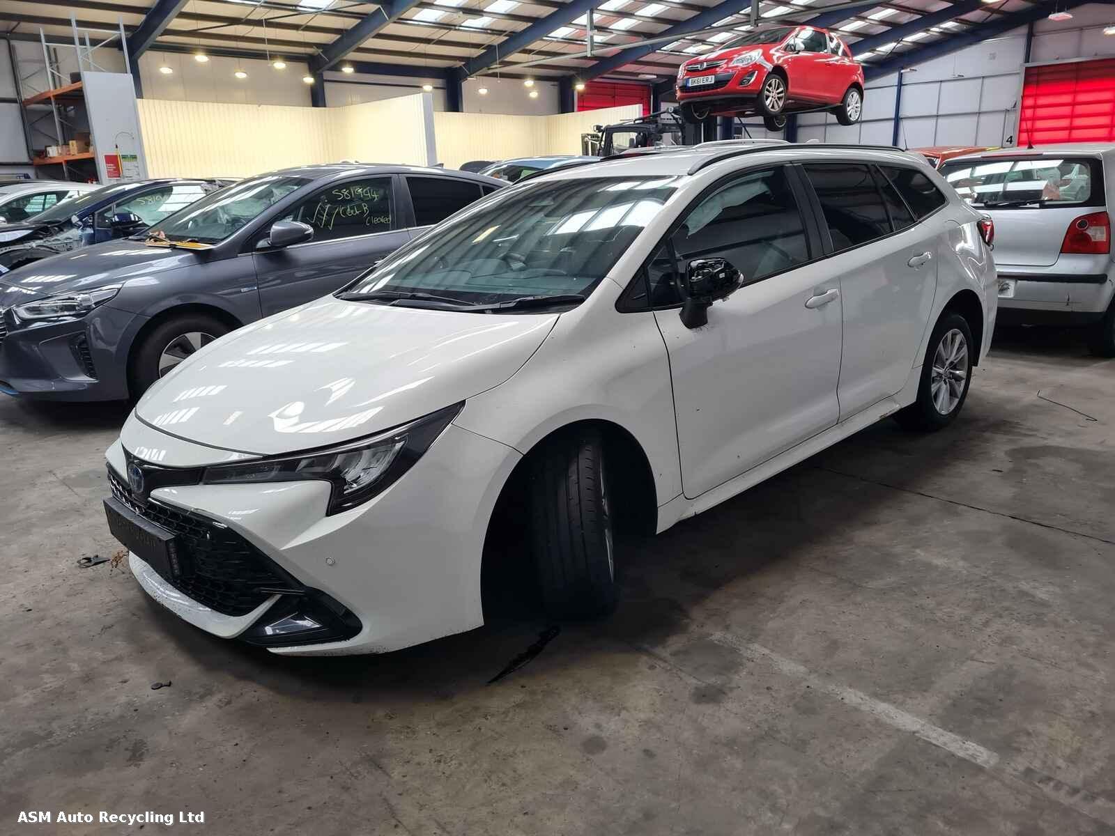 View Auto part Toyota Corolla 2023 5 Door Estate Breaking