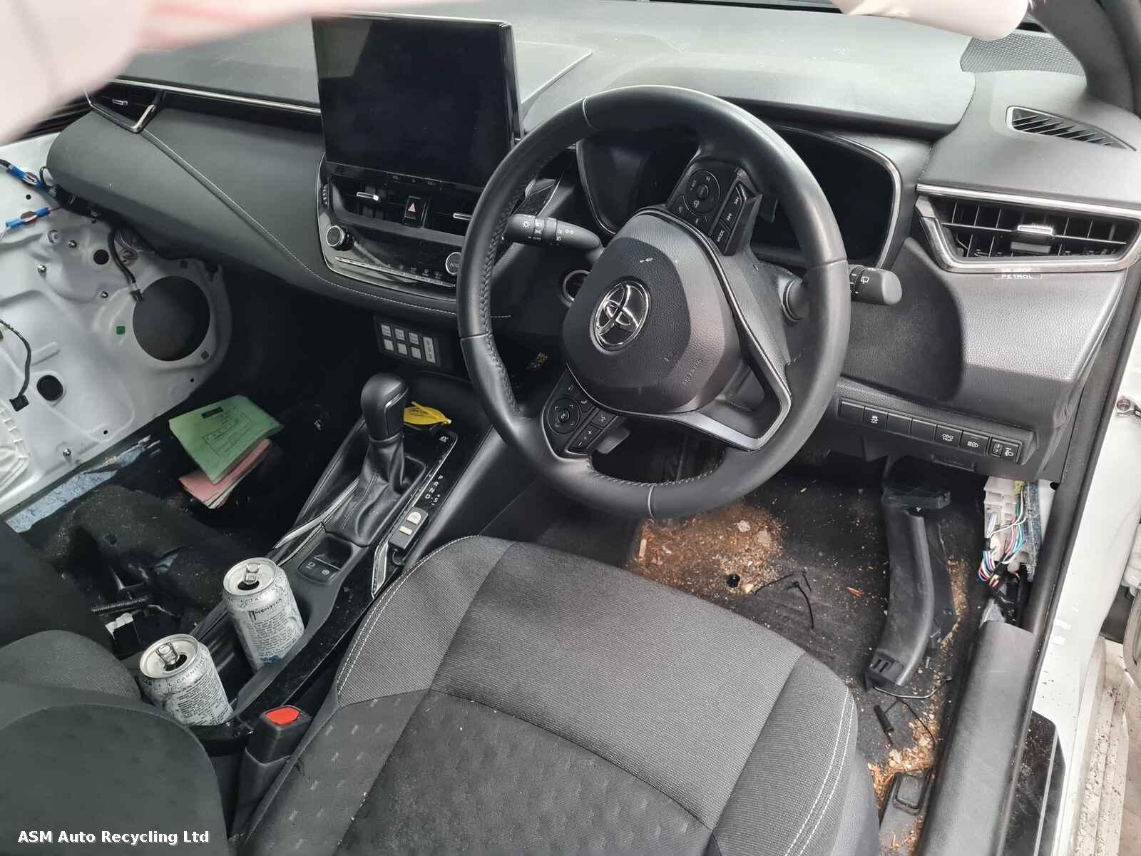 View Auto part Toyota Corolla 2023 5 Door Estate Breaking