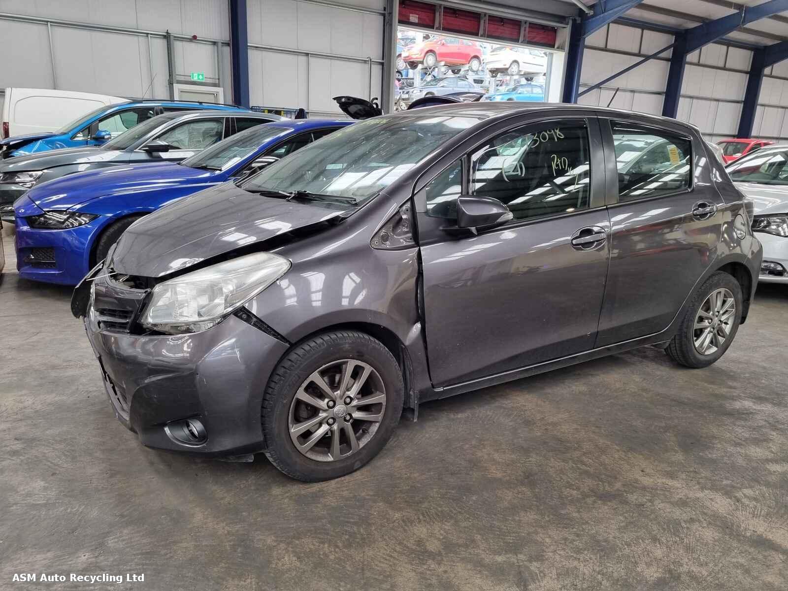 View Auto part Toyota Yaris 2014 5 Door Hatchback Breaking