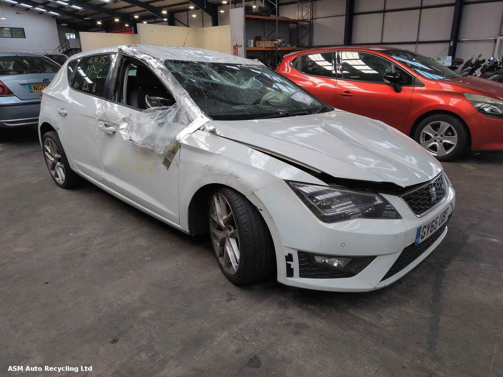 Image for a Seat Leon 2015 5 Door Hatchback Breaking