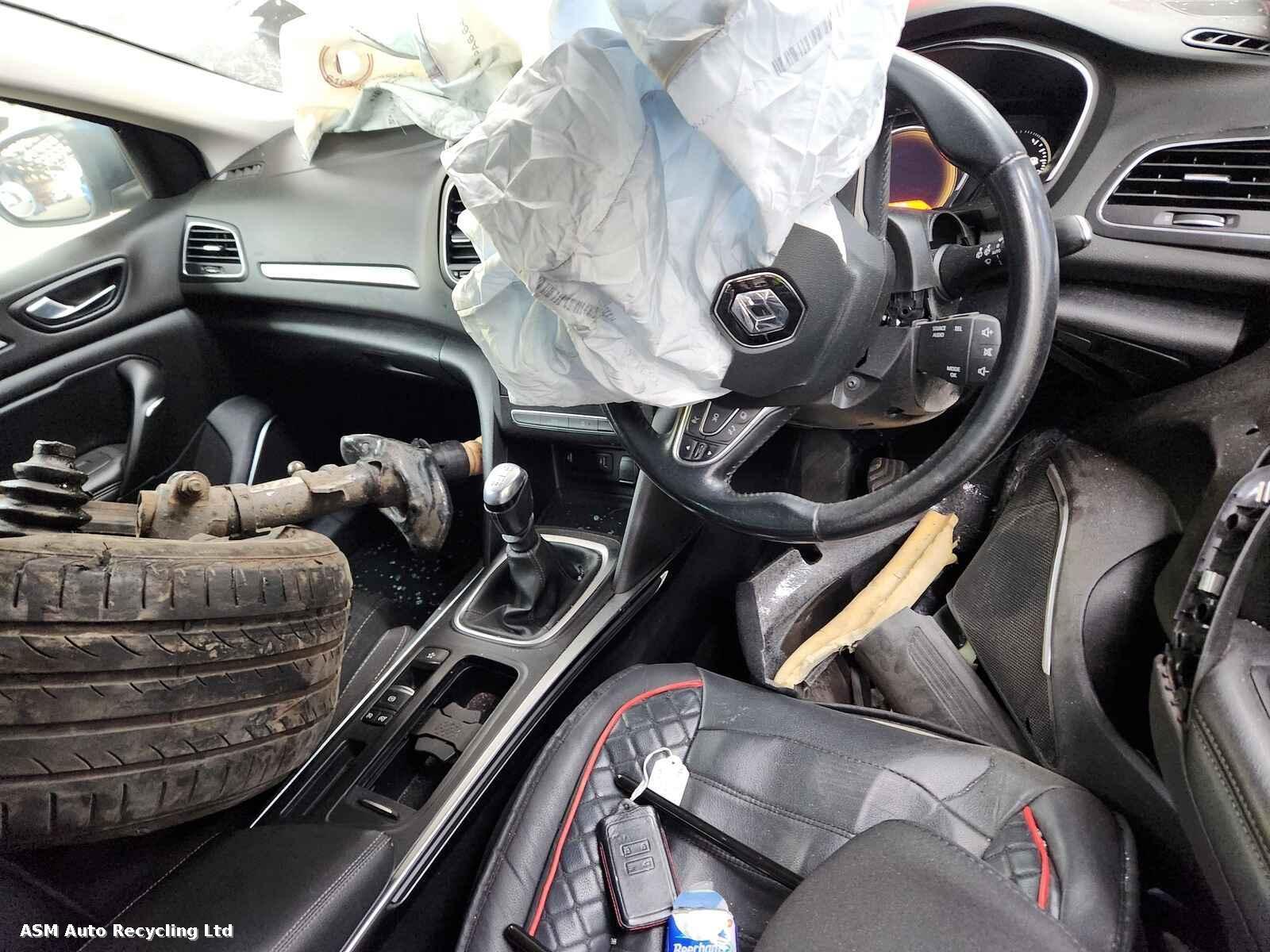 Renault Megane 2020 5 Door Estate Breaking View Auto part Renault Megane 2020 5 Door Estate Breaking