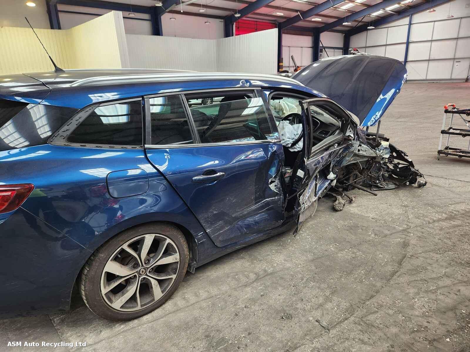 Renault Megane 2020 5 Door Estate Breaking View Auto part Renault Megane 2020 5 Door Estate Breaking