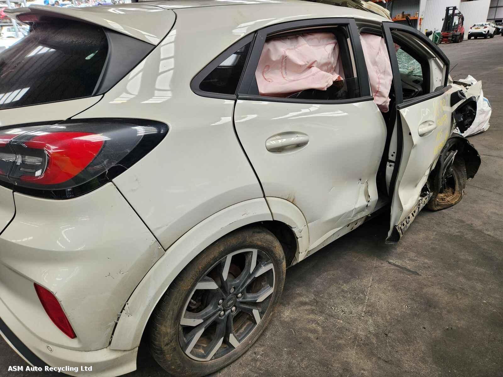 View Auto part Ford Puma 2021 5 Door Hatchback Breaking