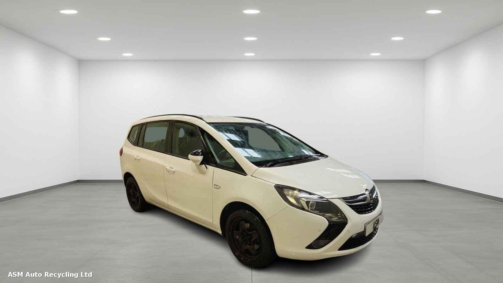Image for a Vauxhall Zafira 2015 5 Door Mpv Breaking
