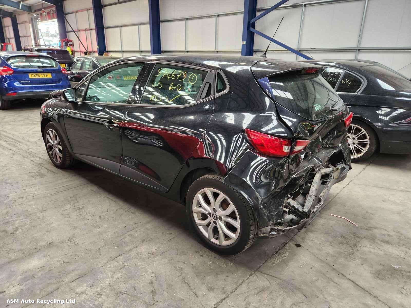 View Auto part Renault Clio 2017 5 Door Hatchback Breaking