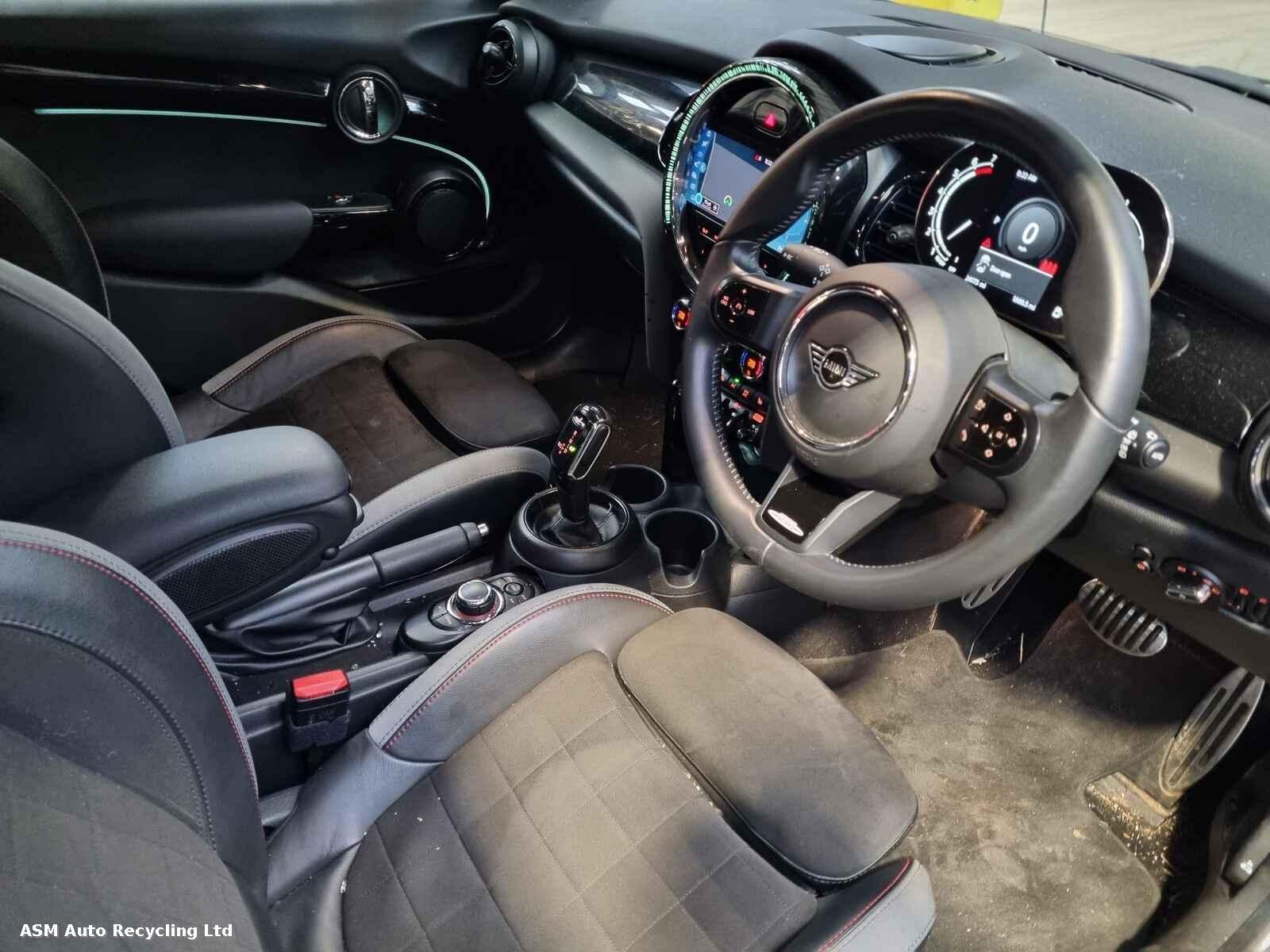View Auto part Mini (bmw) Mini 2021 5 Door Hatchback Breaking