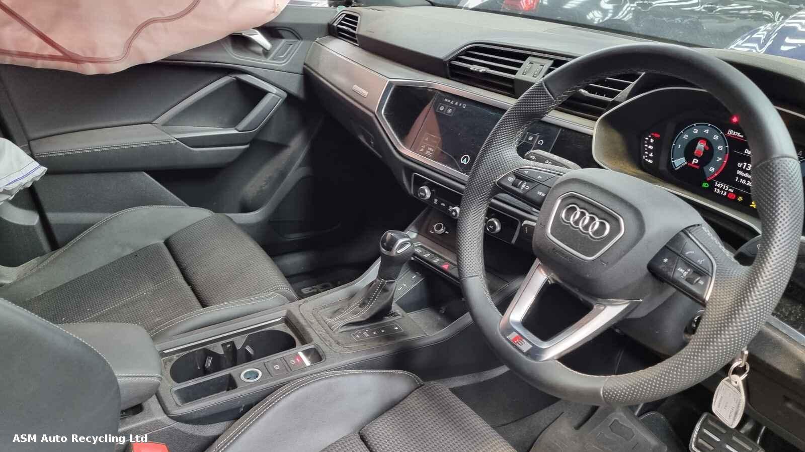 View Auto part Audi Q3 2024 5 Door Estate Breaking