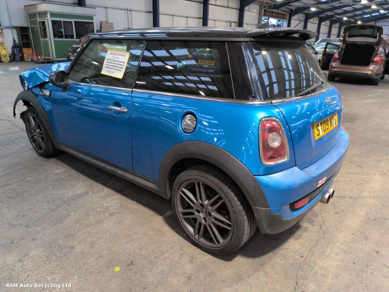 Mini (bmw) Mini 2009 3 Door Hatchback Breaking View Auto part Mini (bmw) Mini 2009 3 Door Hatchback Breaking