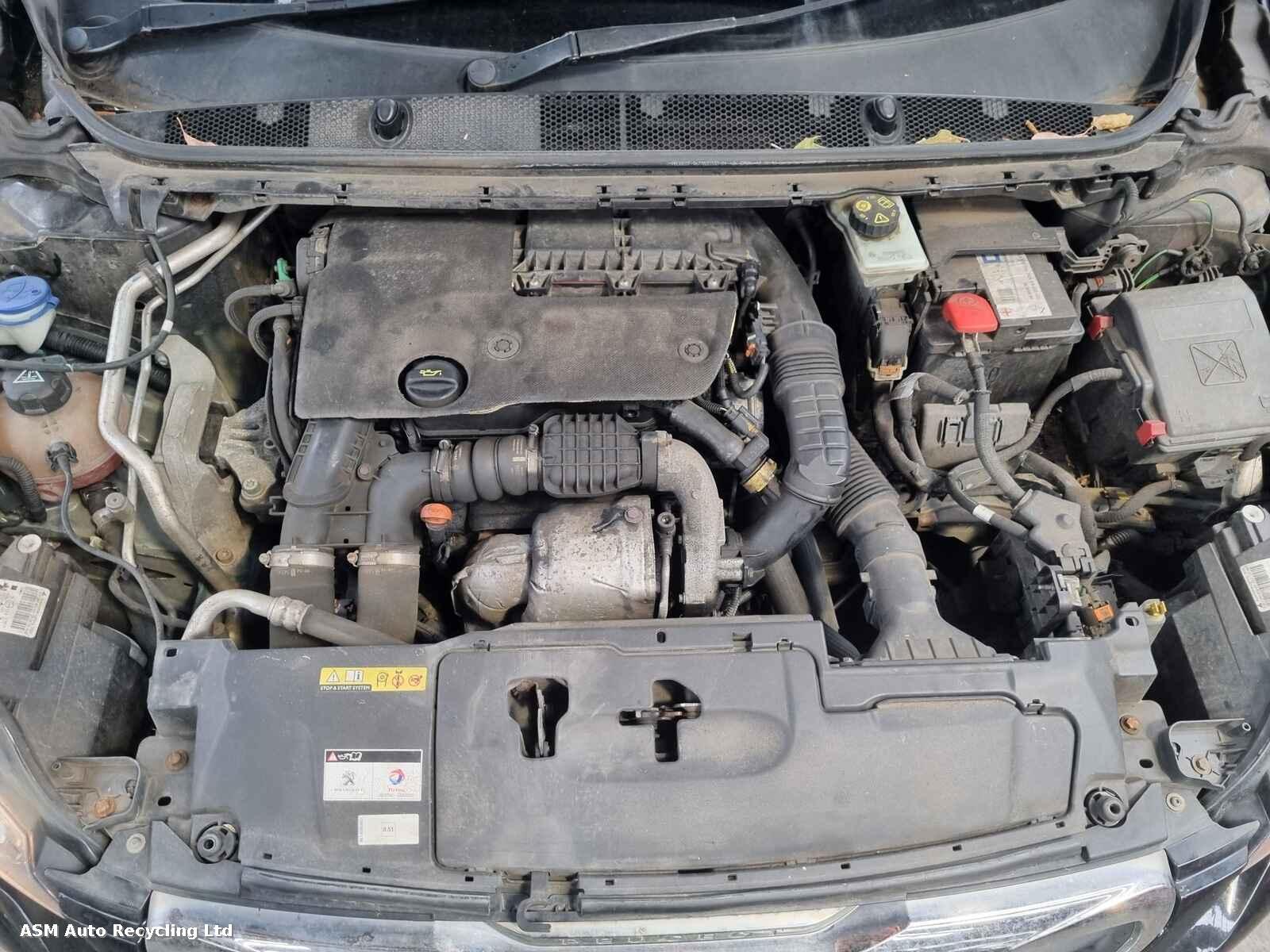 View Auto part Peugeot 308 2016 5 Door Hatchback Breaking