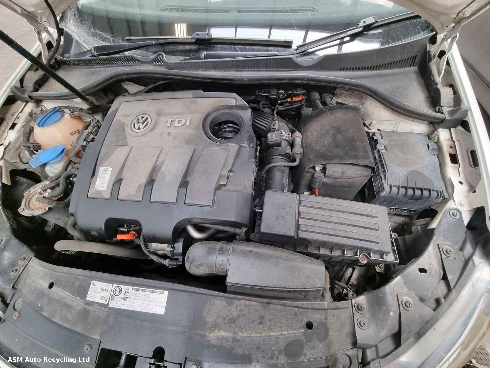 View Auto part Volkswagen Golf 2011 5 Door Hatchback Breaking