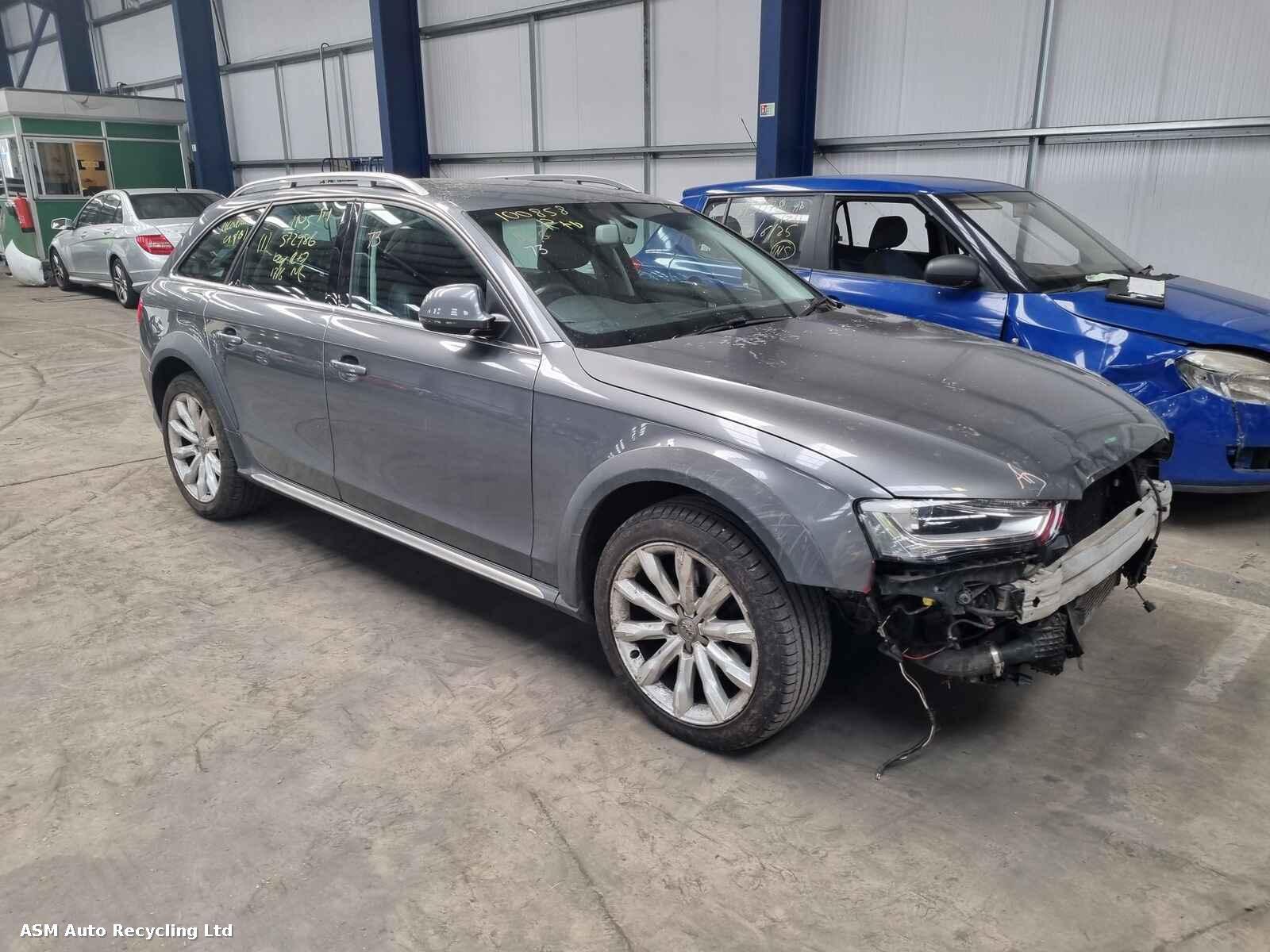 Image for a Audi A4 2011 5 Door Estate Breaking