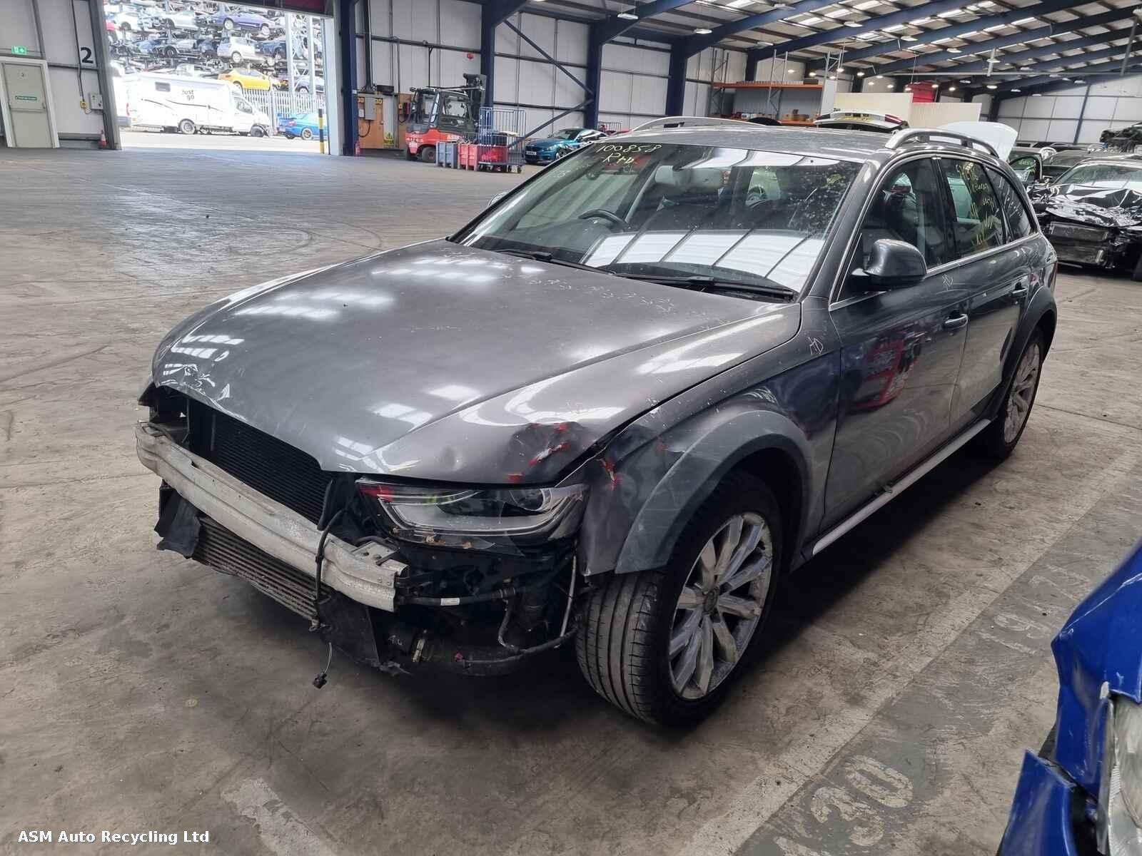 View Auto part Audi A4 2011 5 Door Estate Breaking