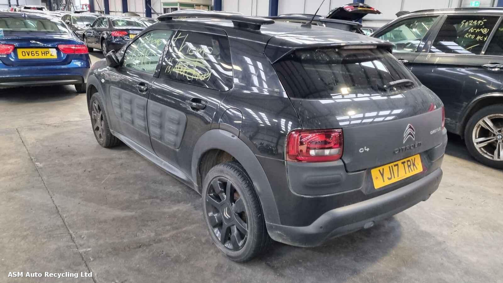 View Auto part Citroen C4 Cactus 2017 5 Door Hatchback Breaking