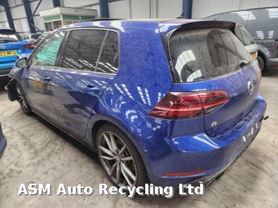 View Auto part Volkswagen Golf 2017 5 Door Hatchback Breaking