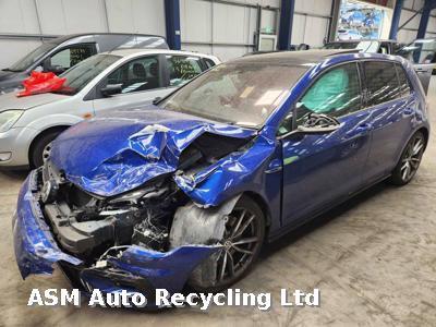 View Auto part Volkswagen Golf 2017 5 Door Hatchback Breaking