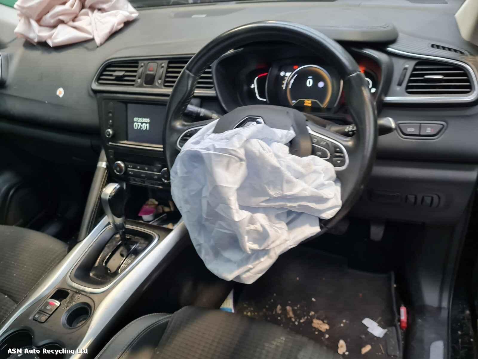 View Auto part Renault Kadjar 2017 5 Door Hatchback Breaking
