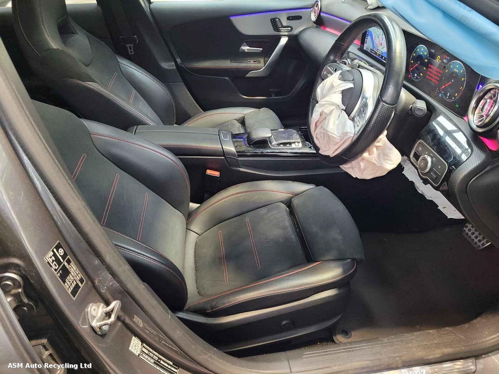 View Auto part Mercedes A Class 2019 5 Door Hatchback Breaking