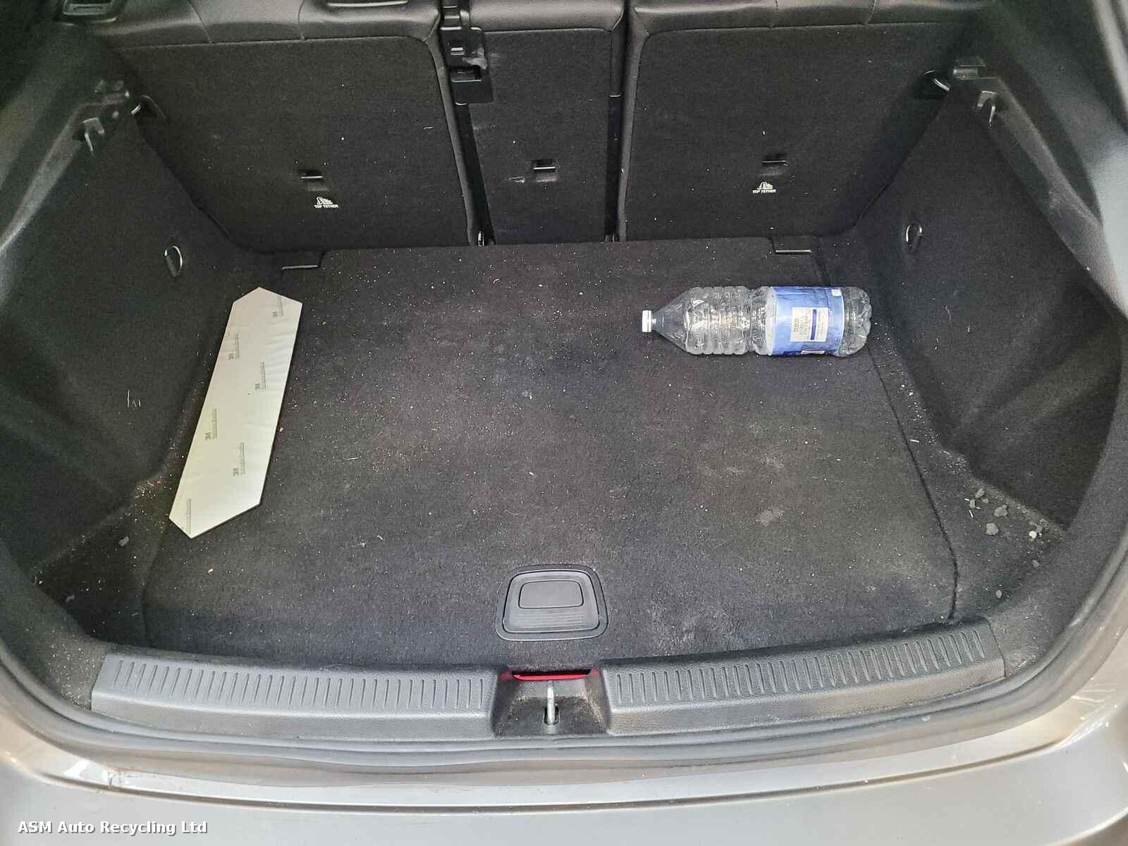 View Auto part Mercedes A Class 2019 5 Door Hatchback Breaking