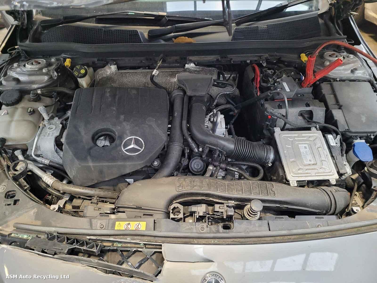 View Auto part Mercedes A Class 2019 5 Door Hatchback Breaking