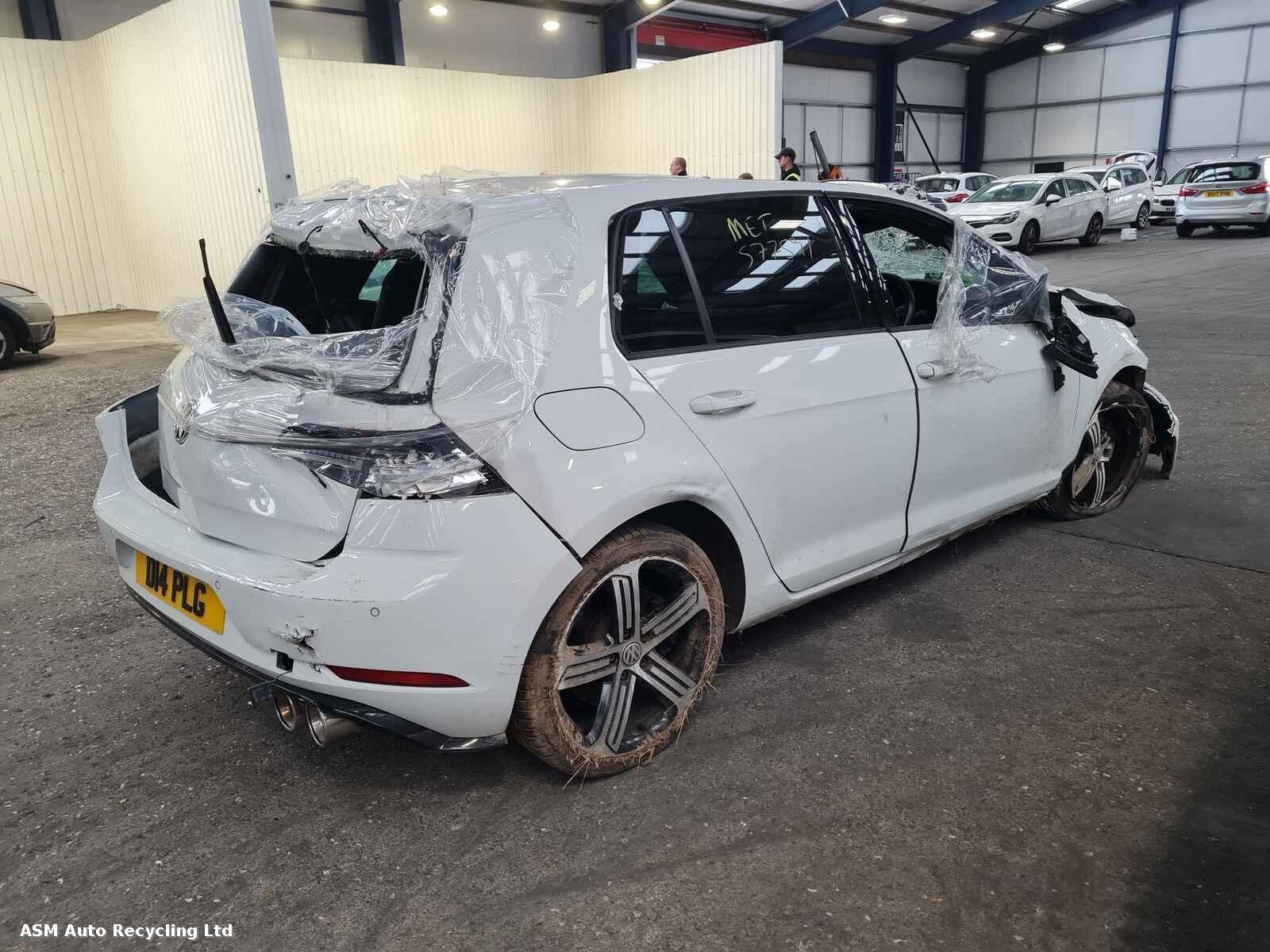 View Auto part Volkswagen Golf 2019 5 Door Hatchback Breaking