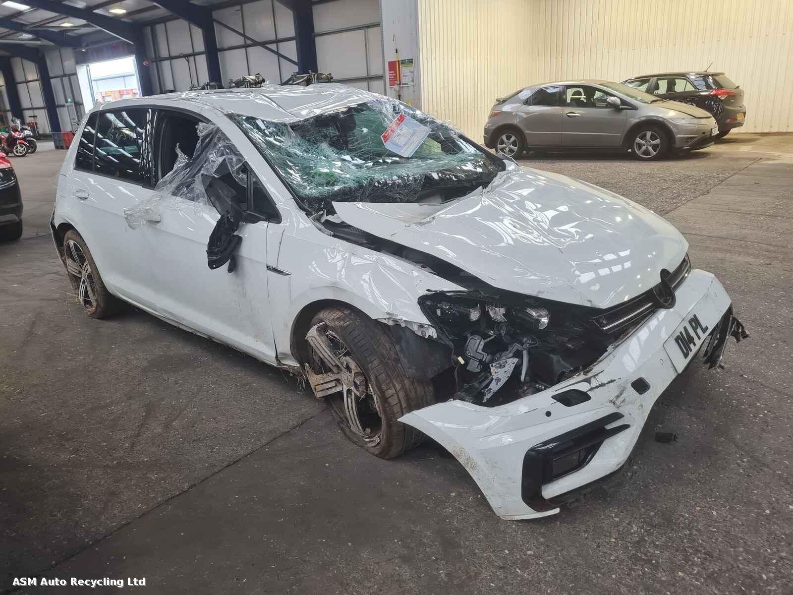 Image for a Volkswagen Golf 2019 5 Door Hatchback Breaking