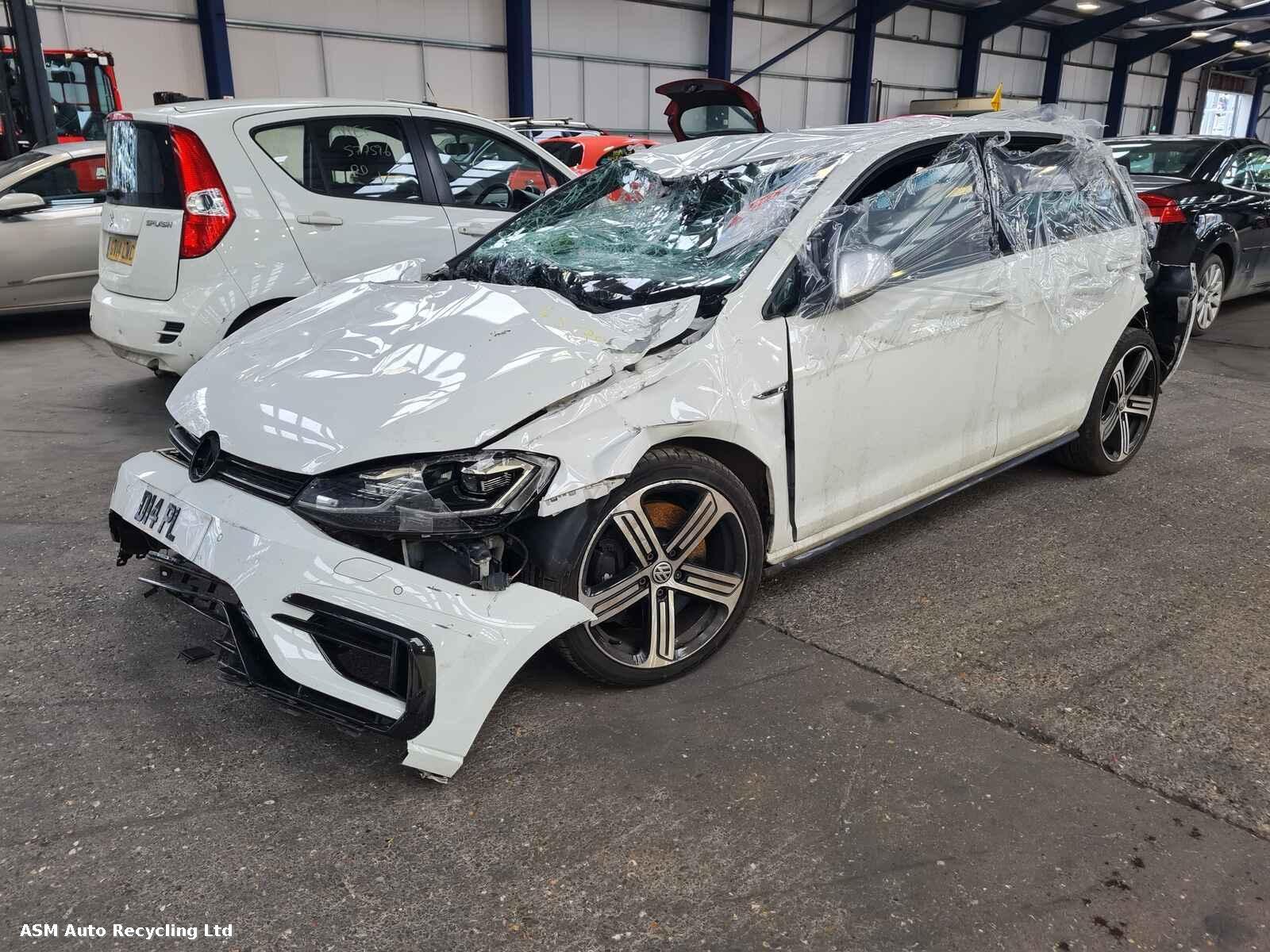 View Auto part Volkswagen Golf 2019 5 Door Hatchback Breaking