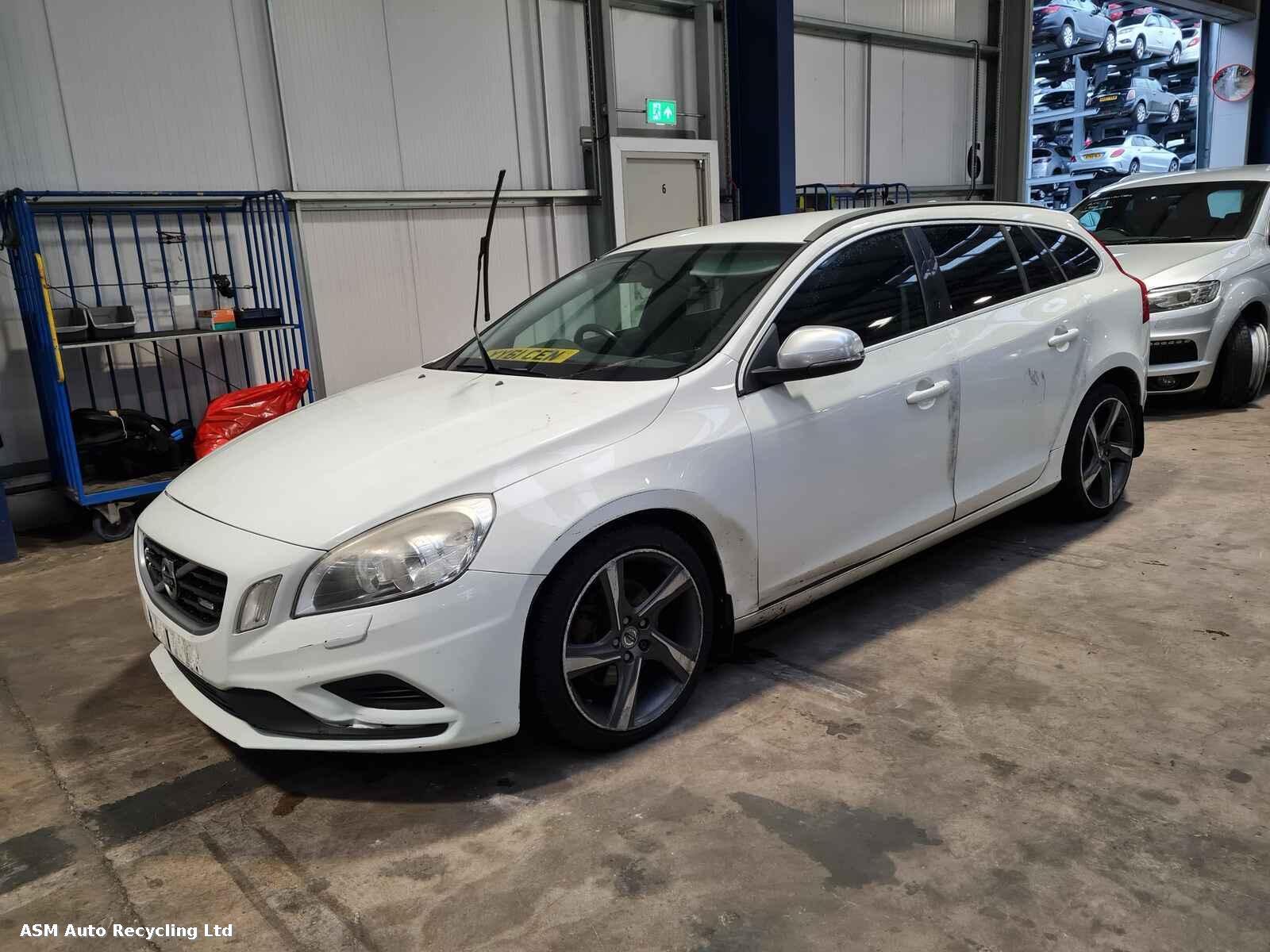 View Auto part Volvo V60 2011 5 Door Estate Breaking