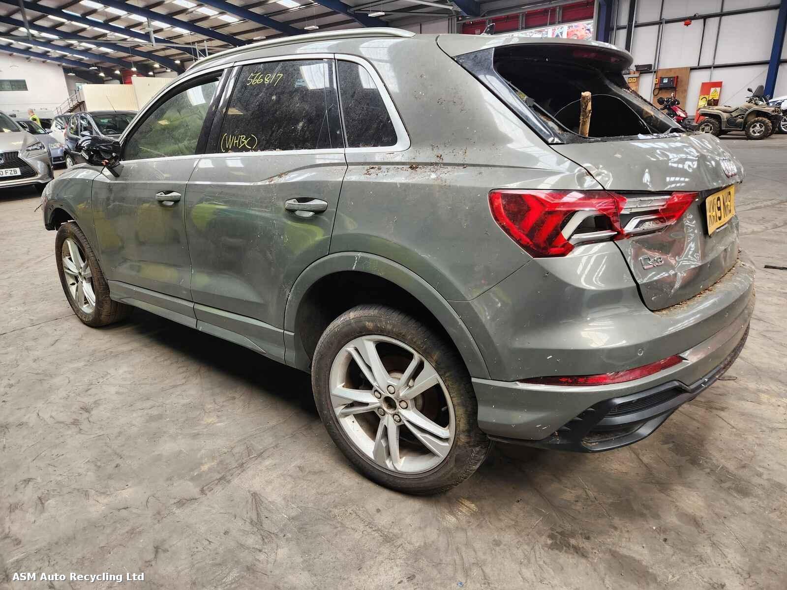 Audi Q3 2019 5 Door Estate Breaking View Auto part Audi Q3 2019 5 Door Estate Breaking