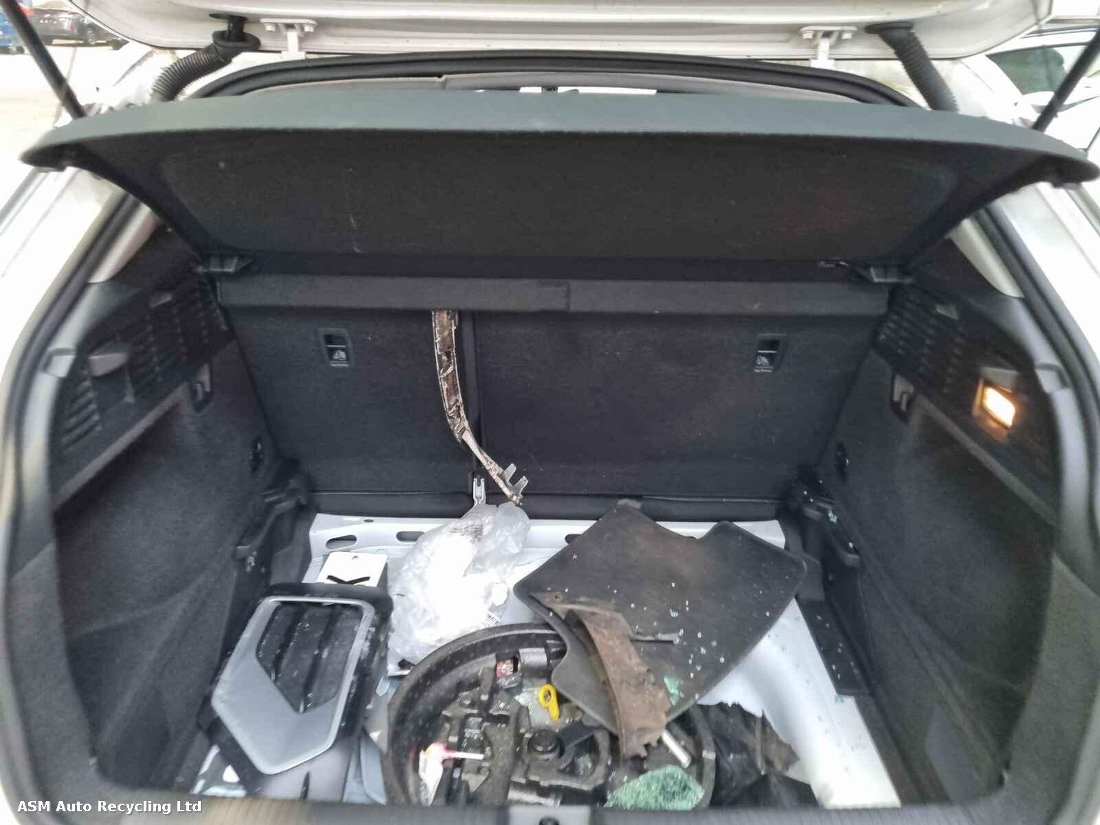 View Auto part Audi Q2 2017 5 Door Estate Breaking