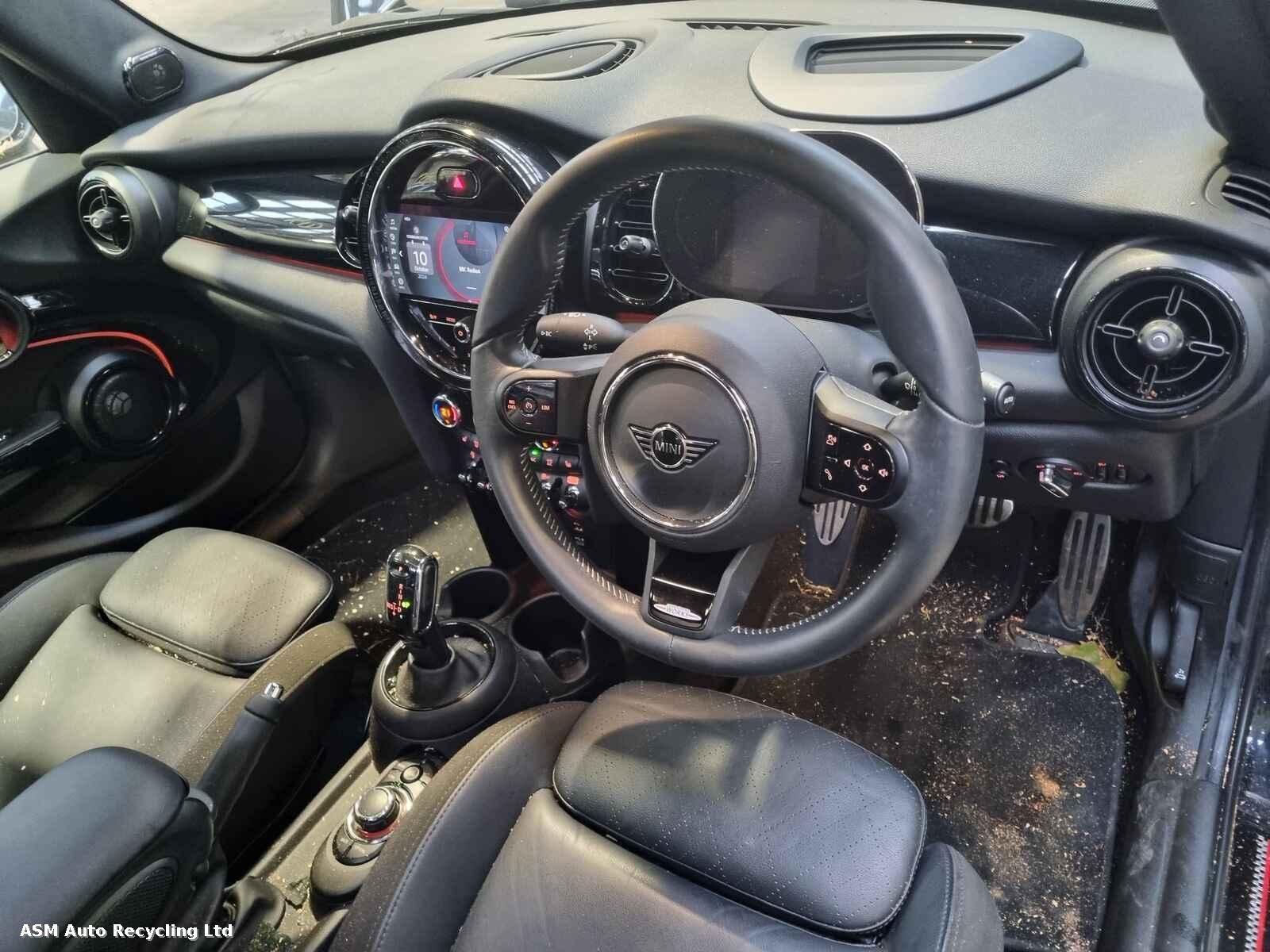 View Auto part Mini (bmw) Mini 2021 5 Door Hatchback Breaking