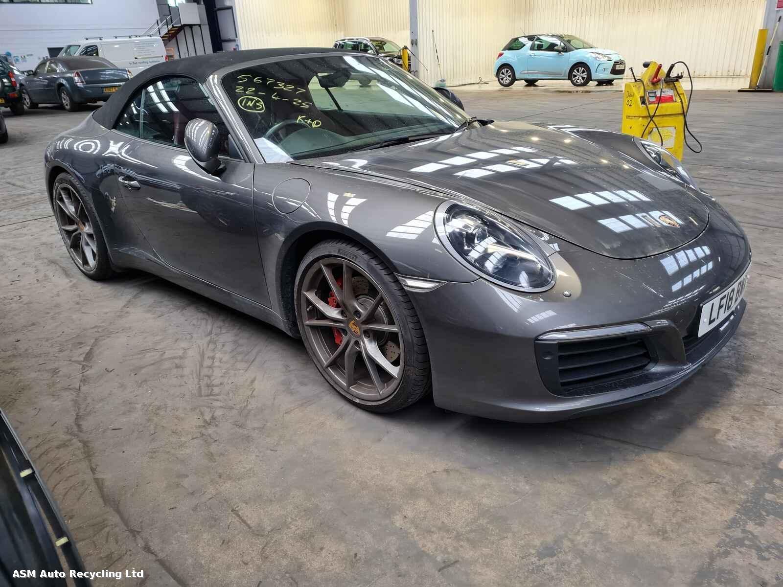 Image for a Porsche 911 2018 2 Door Convertible Breaking