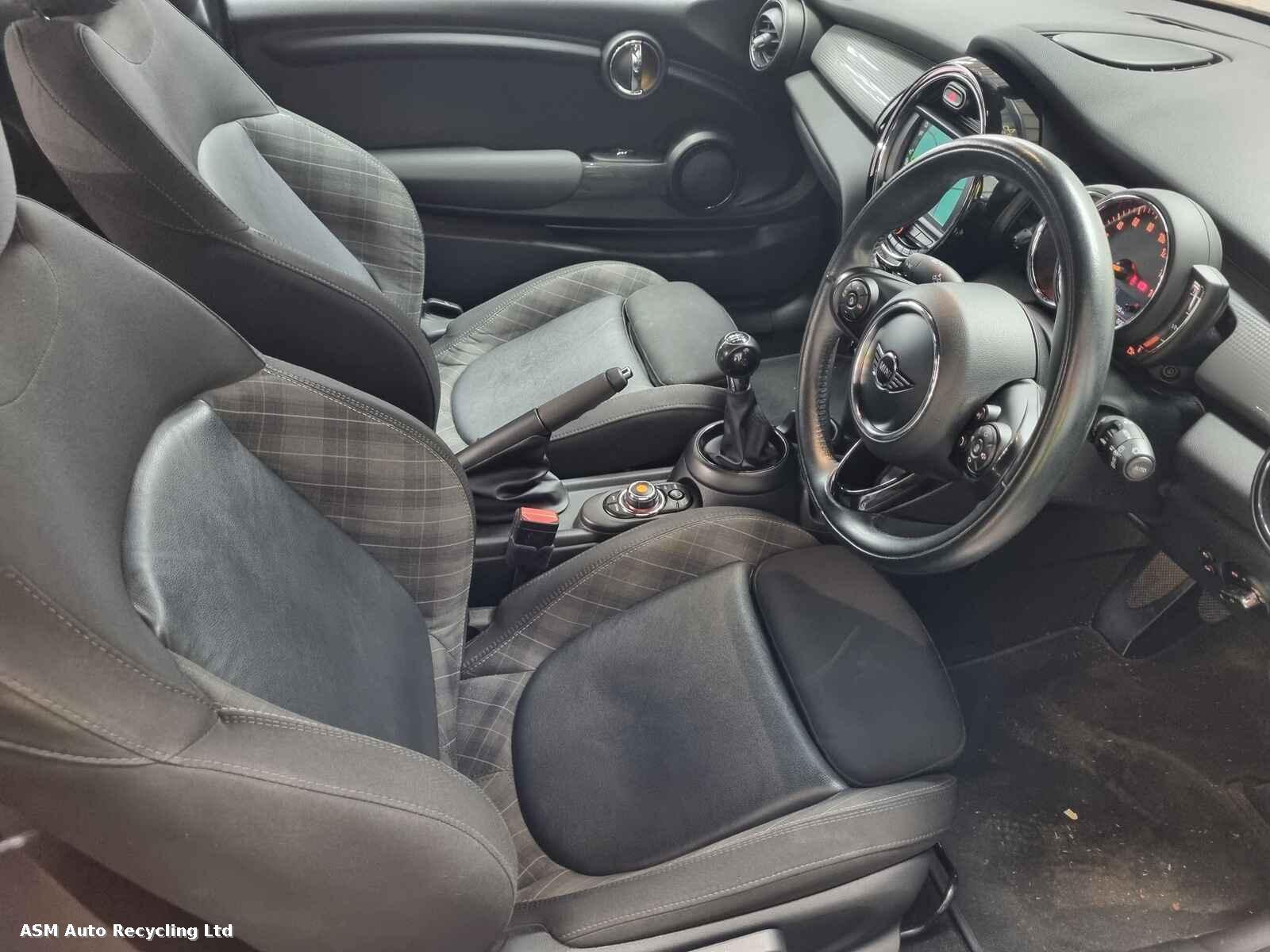 View Auto part Mini (bmw) Mini 2018 3 Door Hatchback Breaking