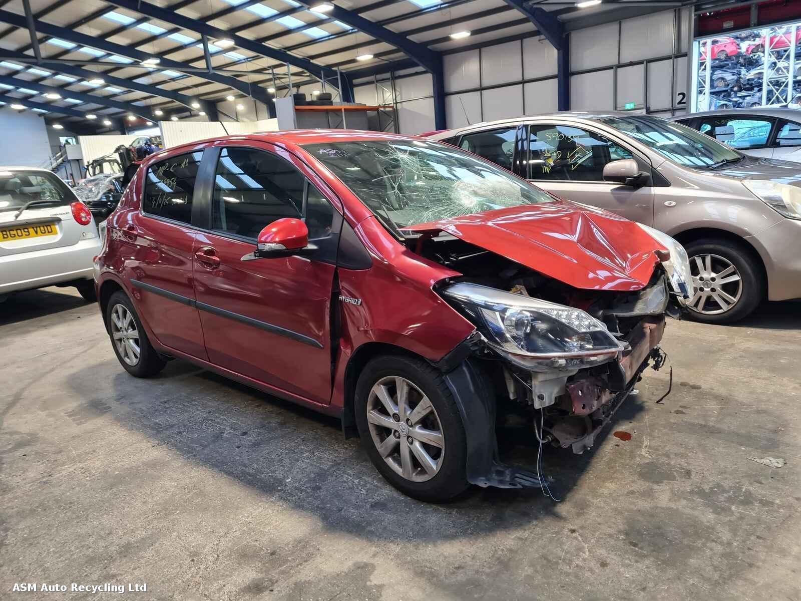 Image for a Toyota Yaris 2013 5 Door Hatchback Breaking