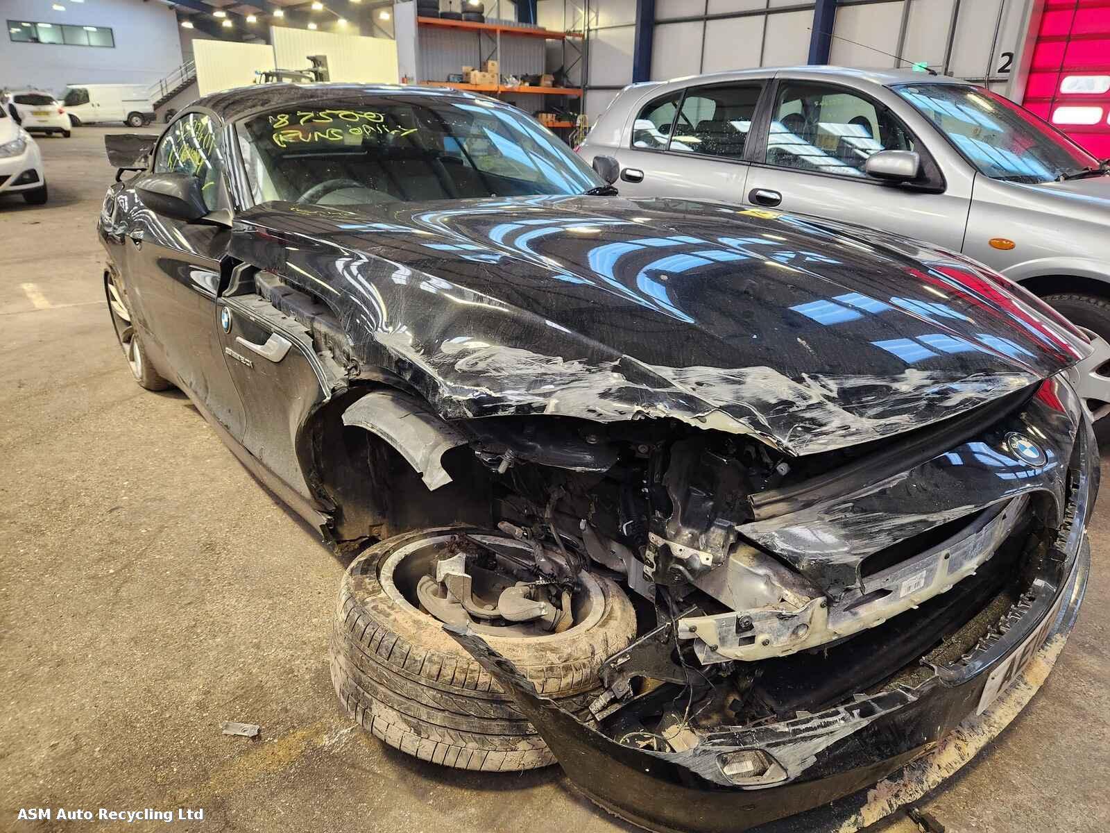Image for a Bmw Z4 2016 2 Door Convertible Breaking
