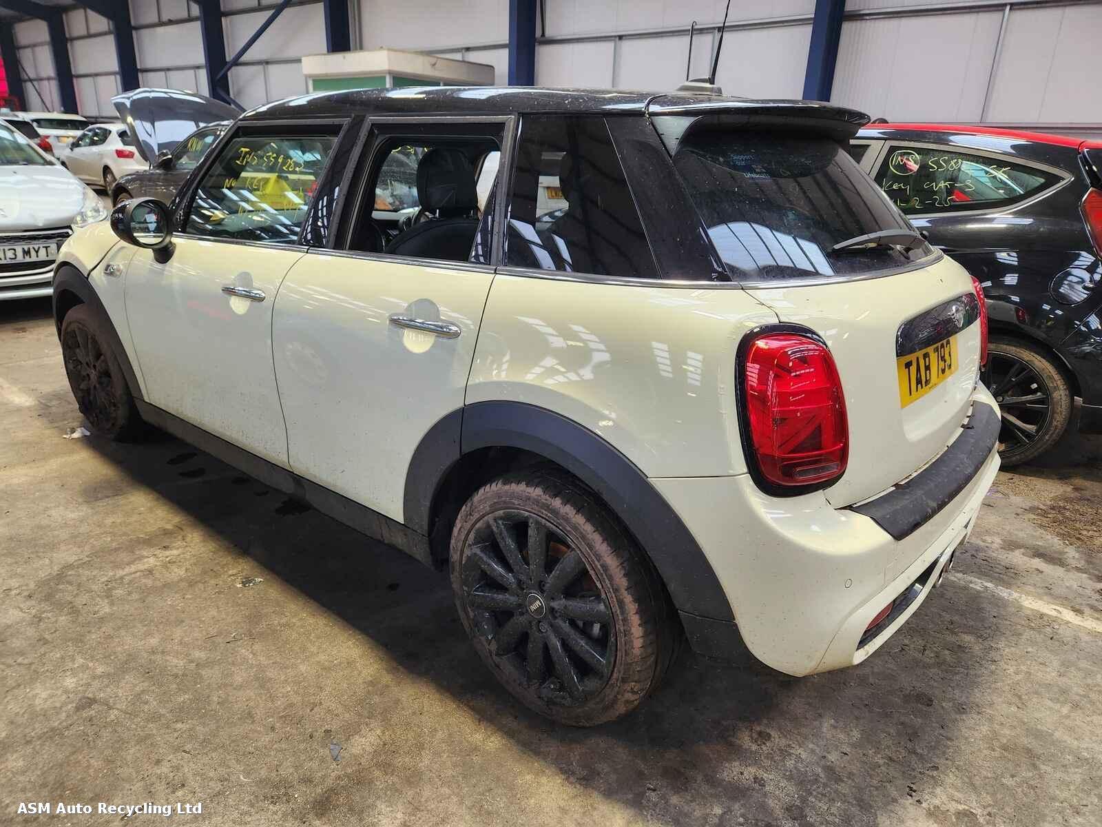 View Auto part Mini (bmw) Mini 2018 5 Door Hatchback Breaking