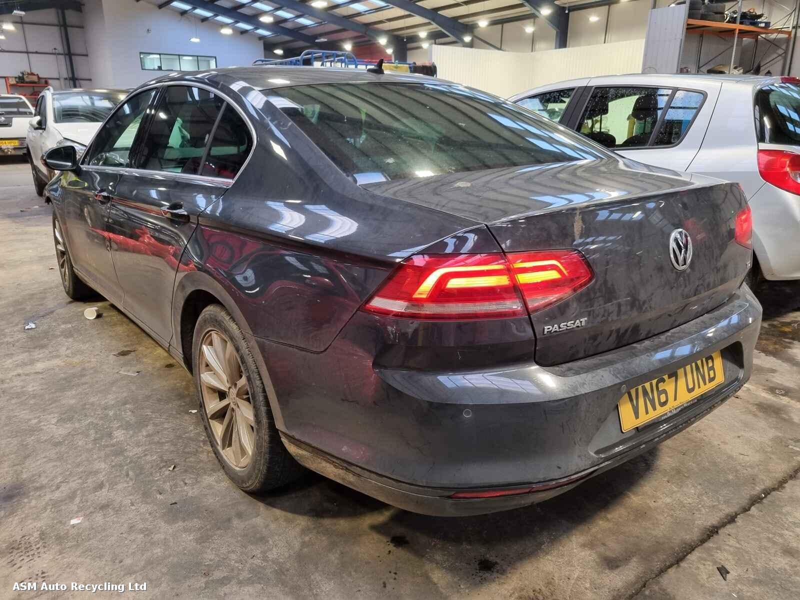 Volkswagen Passat 2017 4 Door Saloon Breaking View Auto part Volkswagen Passat 2017 4 Door Saloon Breaking