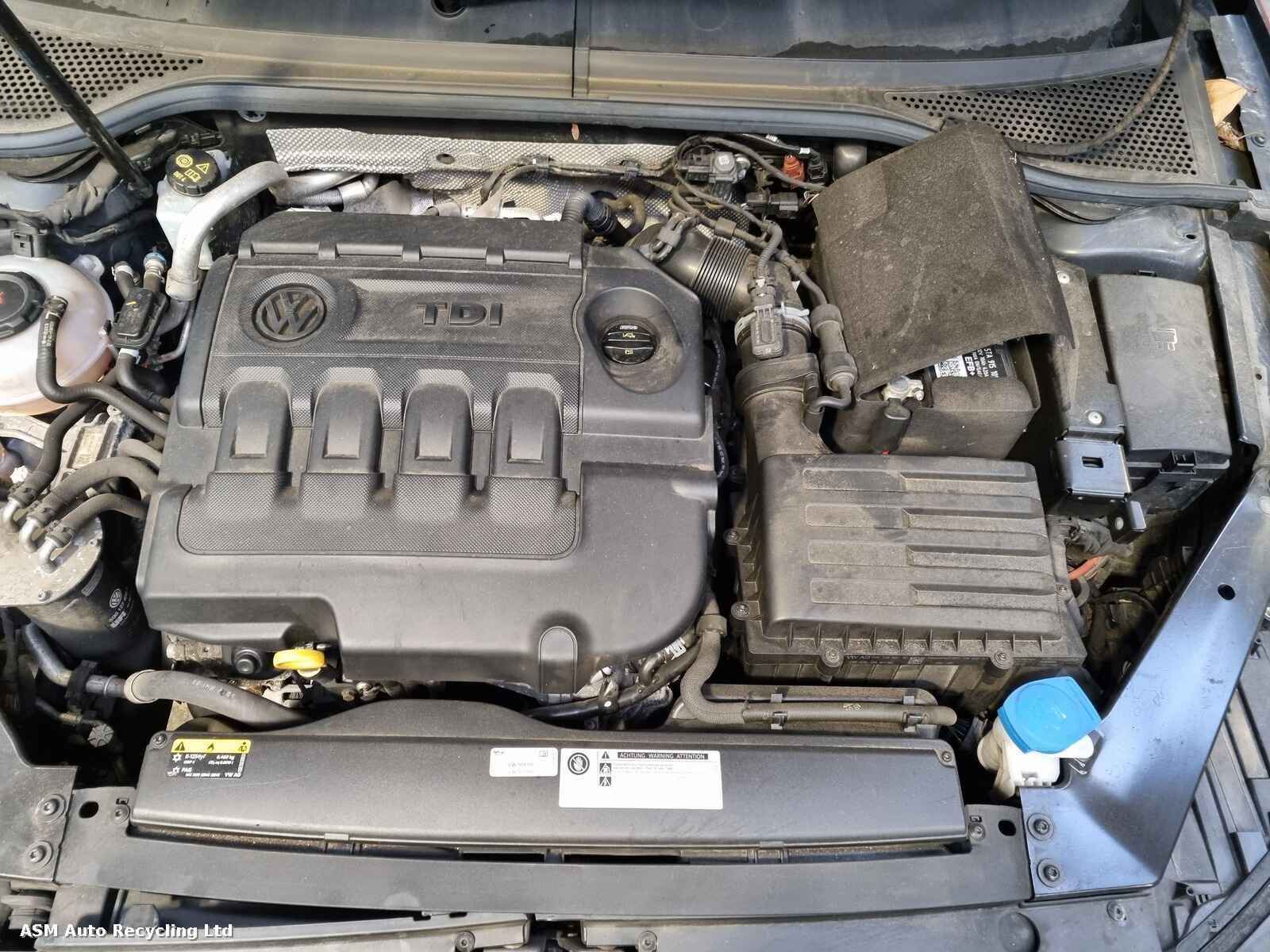 Volkswagen Passat 2017 4 Door Saloon Breaking View Auto part Volkswagen Passat 2017 4 Door Saloon Breaking