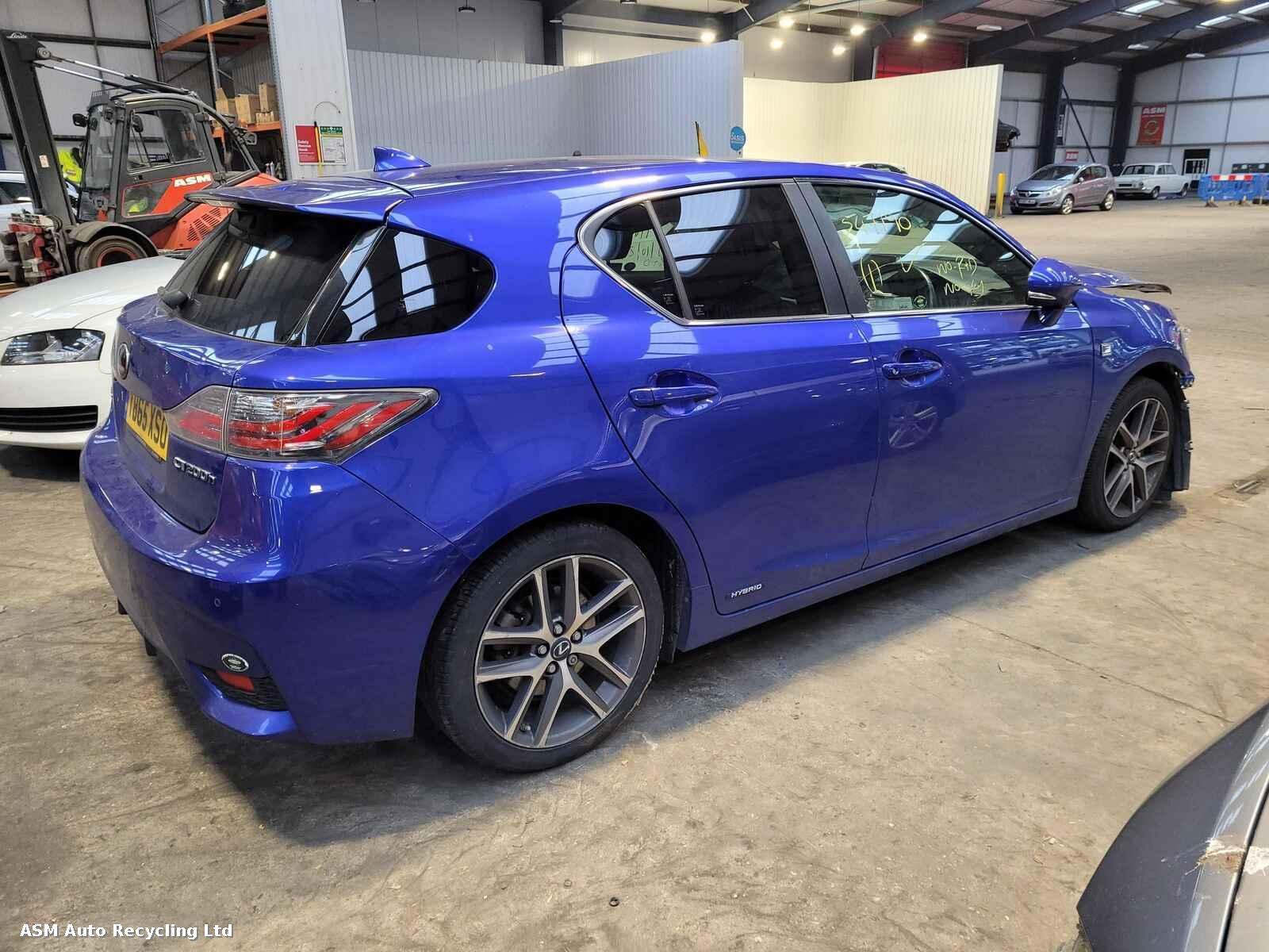 View Auto part Lexus Ct200 2016 5 Door Hatchback Breaking