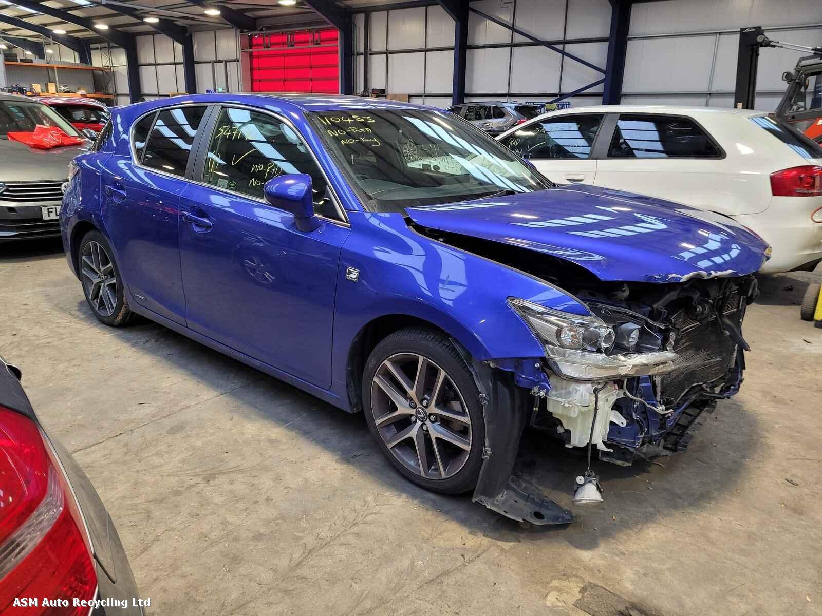 Image for a Lexus Ct200 2016 5 Door Hatchback Breaking