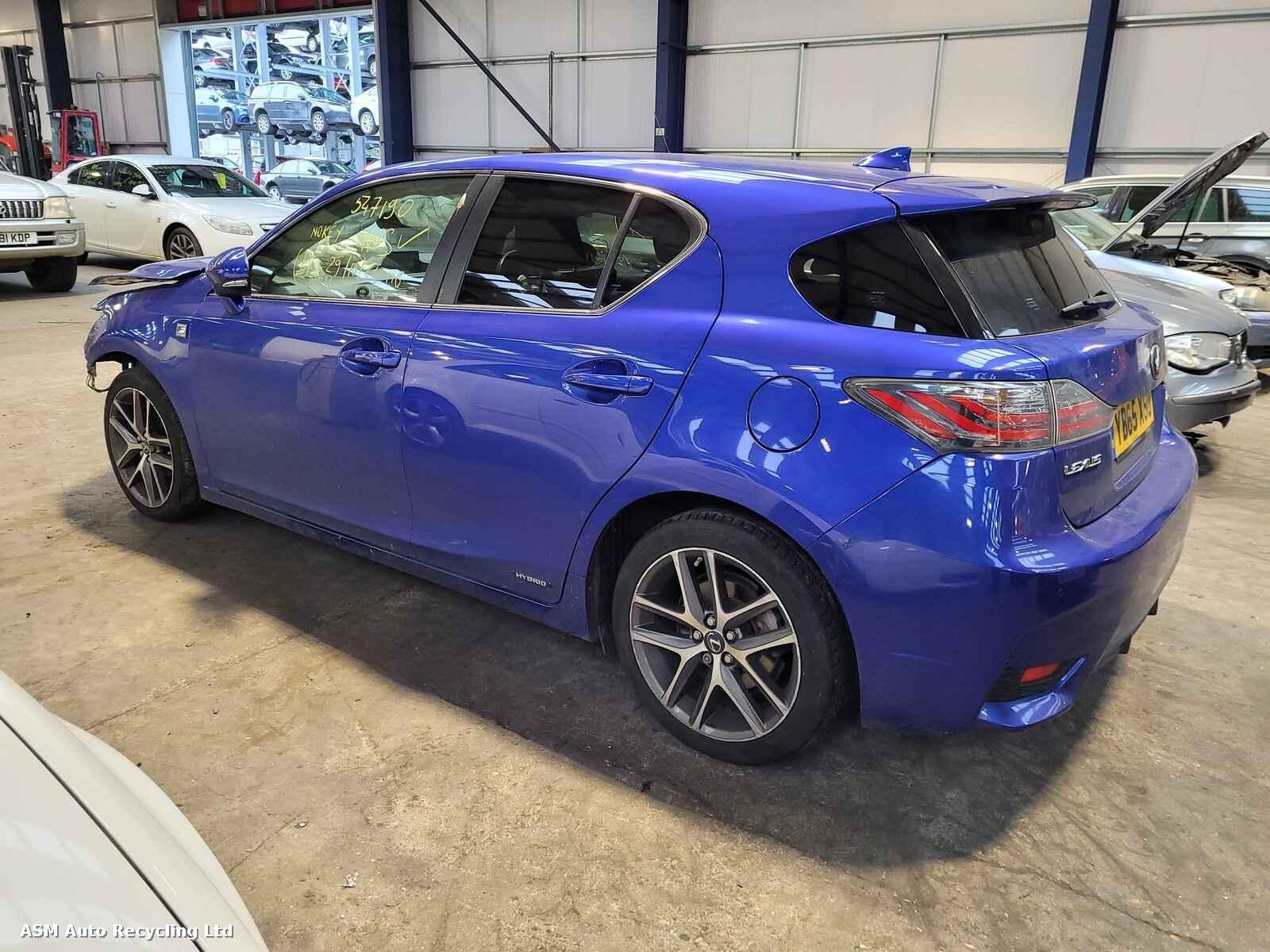 View Auto part Lexus Ct200 2016 5 Door Hatchback Breaking