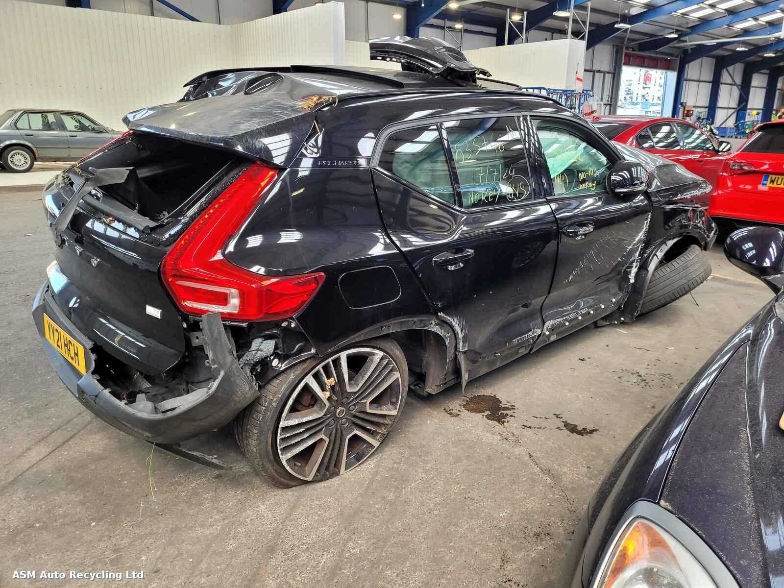 View Auto part Volvo Xc40 2021 5 Door Estate Breaking
