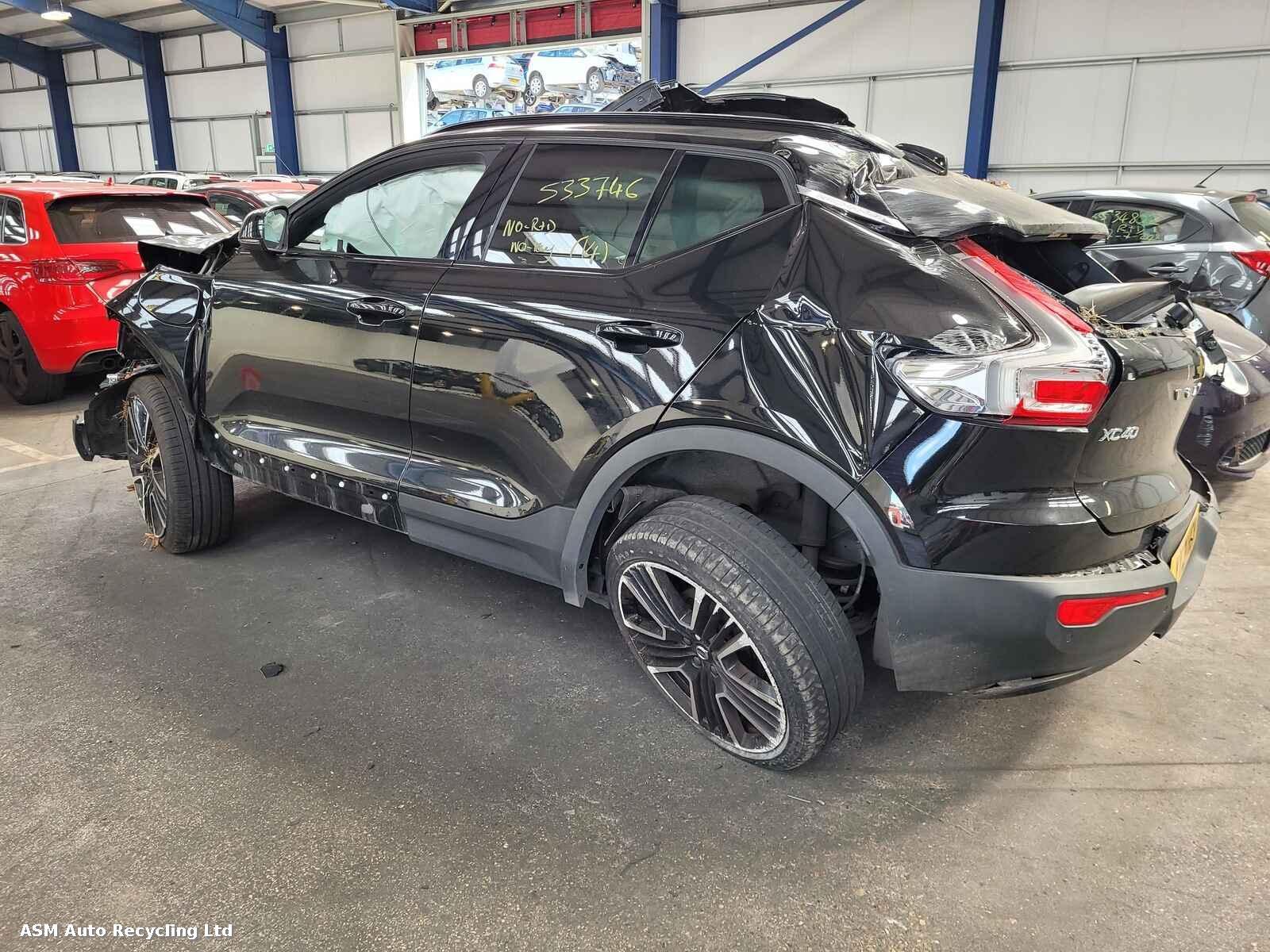 View Auto part Volvo Xc40 2021 5 Door Estate Breaking